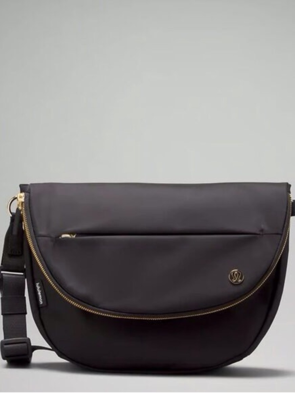Lululemon Micro 2L Festival Bag - Black/Gold NWT